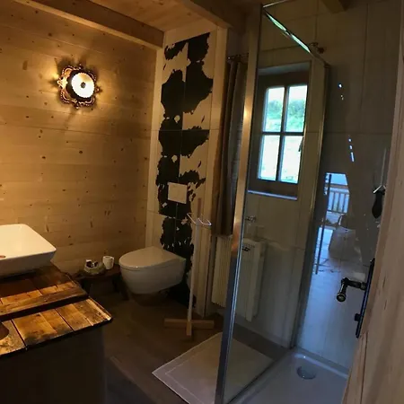 Gemuetliche Berghuette Mit Sauna In Beeindruckender Hoehenlage Holiday home Rangersdorf