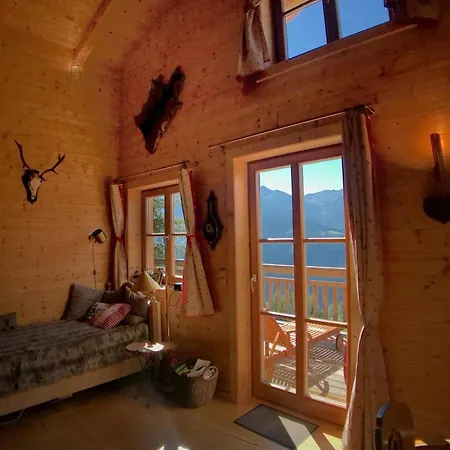 Gemuetliche Berghuette Mit Sauna In Beeindruckender Hoehenlage *
